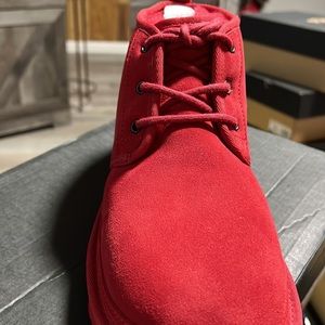 For sale brand new Mens uggs size 10 red sambra